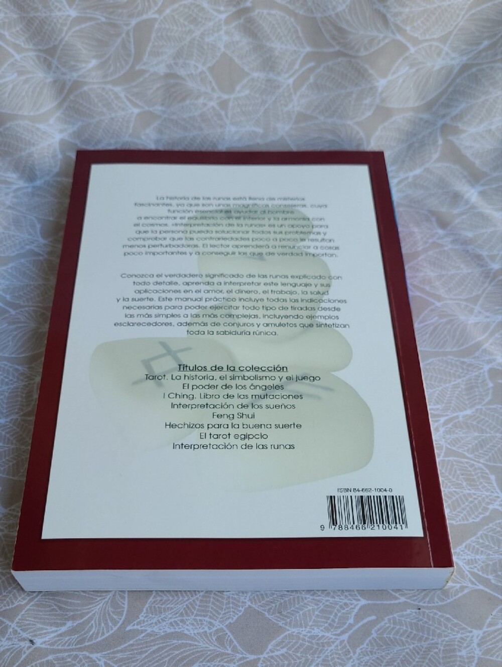 Rune Divination Set Interpretación de las Runas Stones & Book (Spanish Book) - Picture 6 of 11